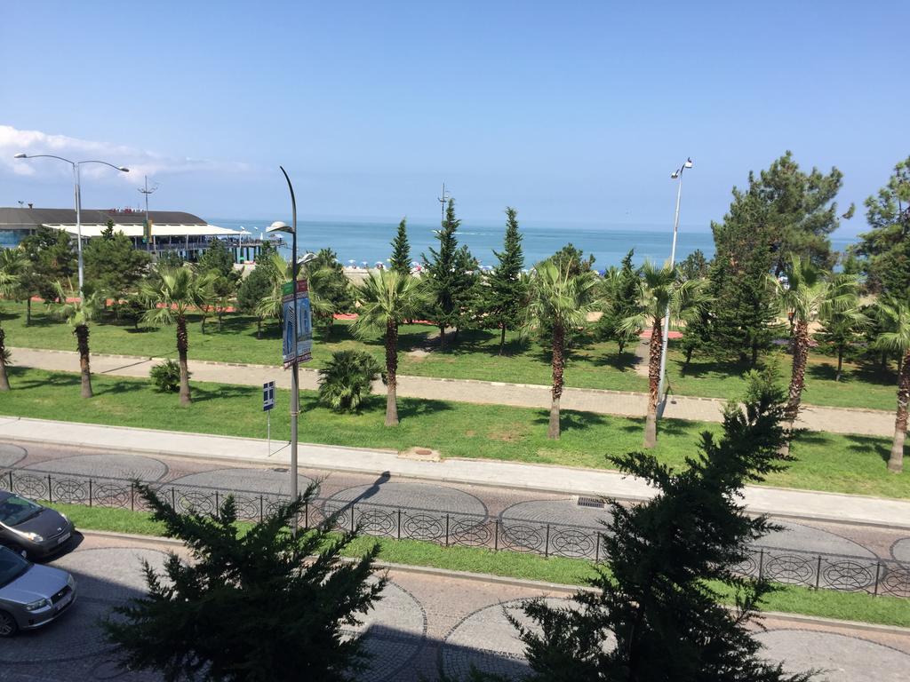 Seaside Luxury Apartment Batumi Exterior photo