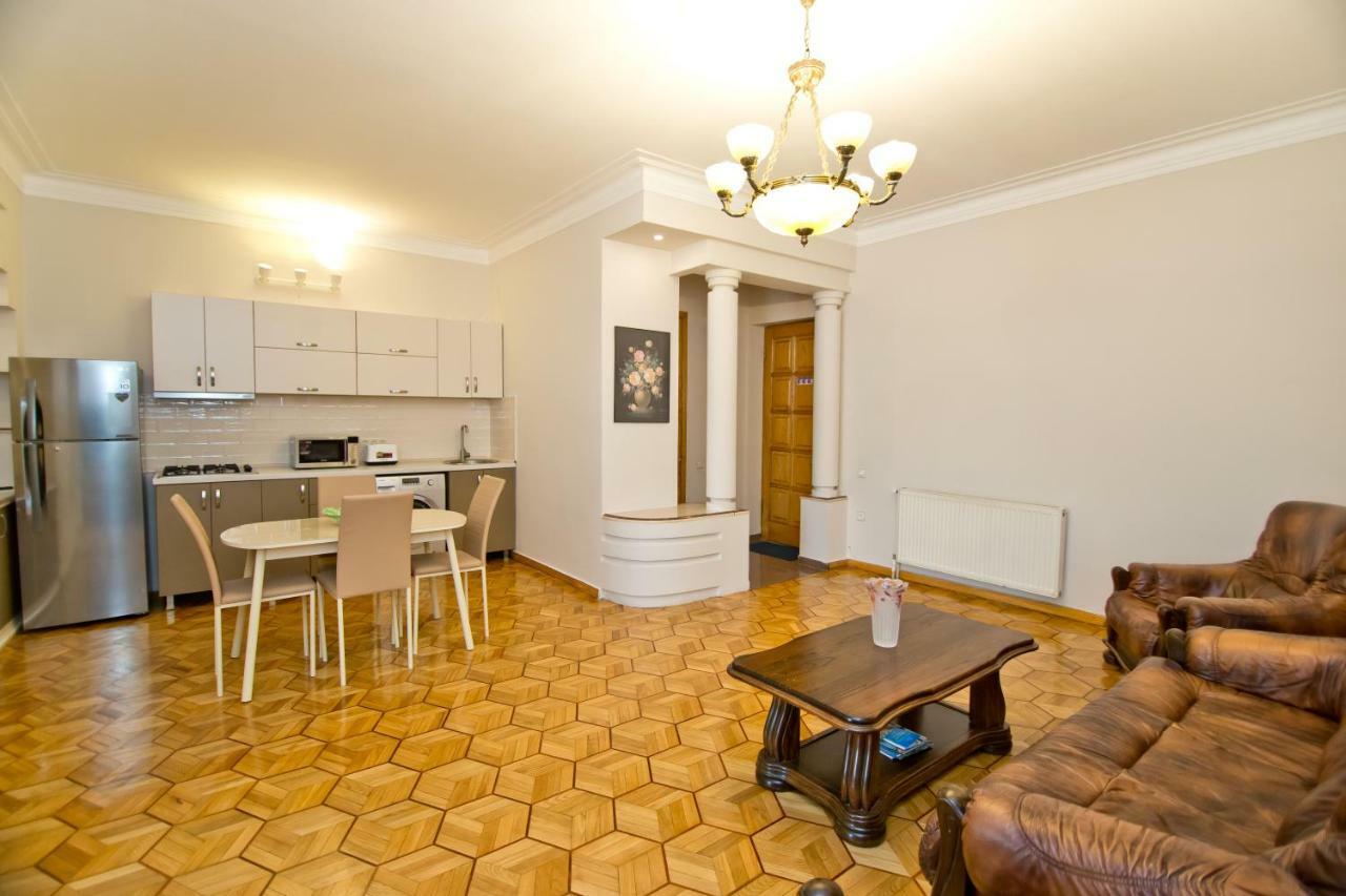 Seaside Luxury Apartment Batumi Exterior photo